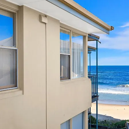 Golden Sands Apartment 10 Entrance Exterior photo